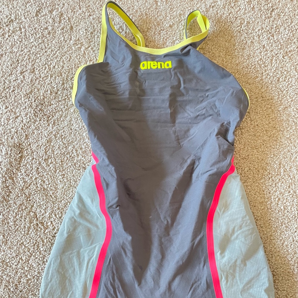 Tech suit (26)